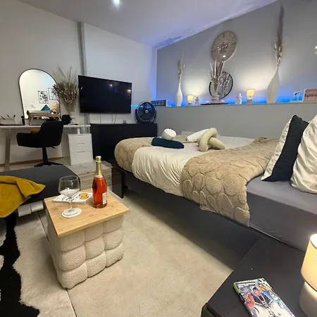 Hôtel&suite Appartement *